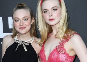 HOLLYWOOD, LOS ANGELES, CALIFORNIA, USA - APRIL 02: Actresses/sisters Dakota Fanning and Elle Fanning arrive at the Los Angeles Special Screening Of Bleecker Street's 'Teen Spirit' held at ArcLight Cinemas Hollywood on April 2, 2019 in Hollywood, Los Angeles, California, United States. (Photo by Xavier Collin/Image Press Agency/Sipa USA) (Newscom TagID: sipaphotosnine325853.jpg) [Photo via Newscom]