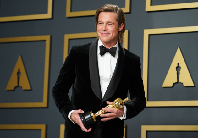 HOLLYWOOD, CALIFORNIA - FEBRUARY 09: Brad Pitt, winner of Best Actor in a Supporting Role for "Once Upon a Time...in Hollywood”, poses in the press room during 92nd Annual Academy Awards at Hollywood and Highland on February 09, 2020 in Hollywood, California. (Photo by Rachel Luna/Getty Images)