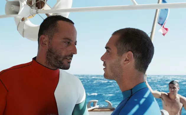 jean-reno-jean-marc-barr-dans-grand-bleu